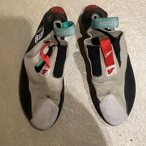 Mad rock talaria low volume men’s size 9.5 climbing shoes